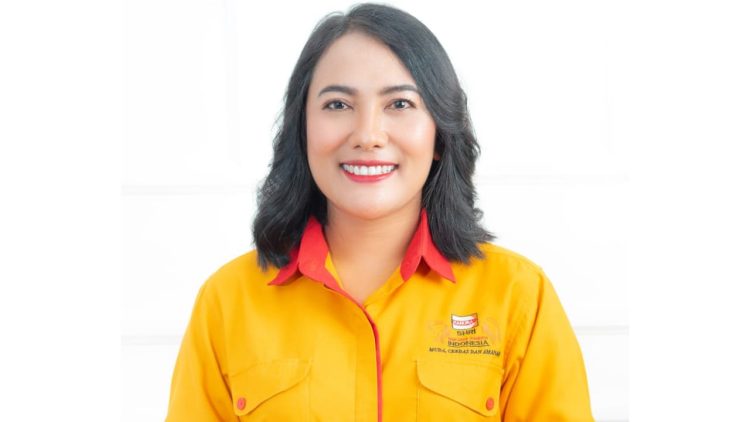 Debora Hina Siap ‘Pasang Badan’ untuk Masyarakat Oesao
