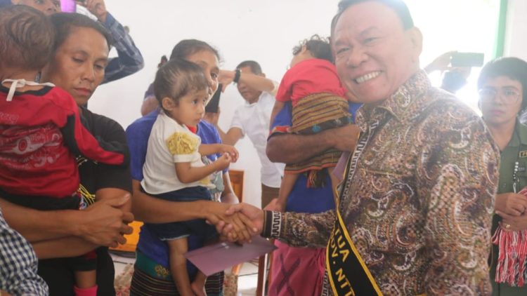 Bupati Kupang Korinus Masneno Tekan Stunting hingga 12,35 Persen