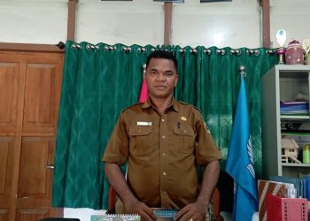 Membangun SMP Negeri 1 Fatuleu dengan Disiplin dan Profesionalisme