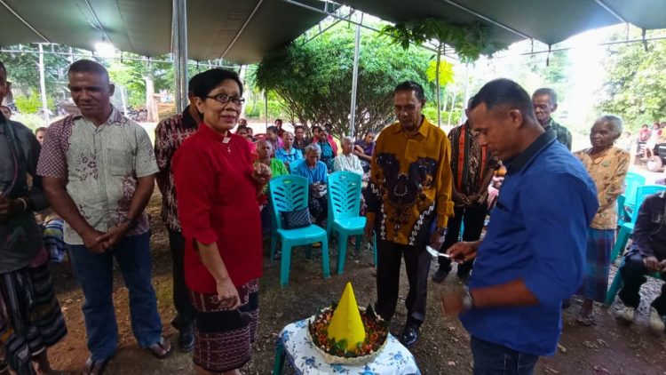 Akses Air Bersih Desa Sillu: Bukti Nyata Kepedulian Anggota DPRD Arnolus Mooy