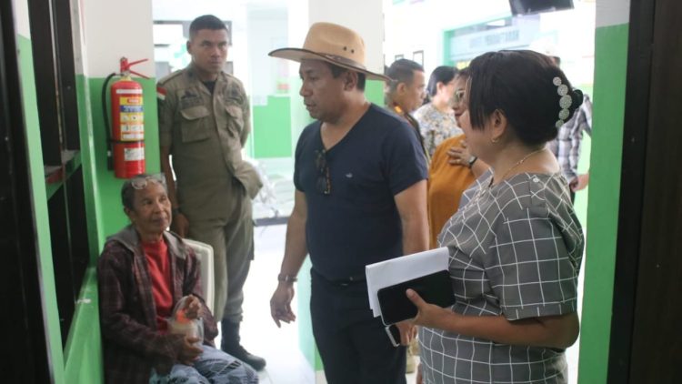 Pantau Pelayanan di Tiga Puskesmas, Alexon Lumba Harapkan Pelayanan Terbaik bagi Masyarakat