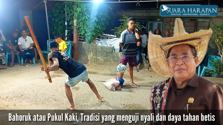 Tradisi Bahoruk atau Pukul Kaki Meriahkan Acara Syukuran di Kota Kupang
