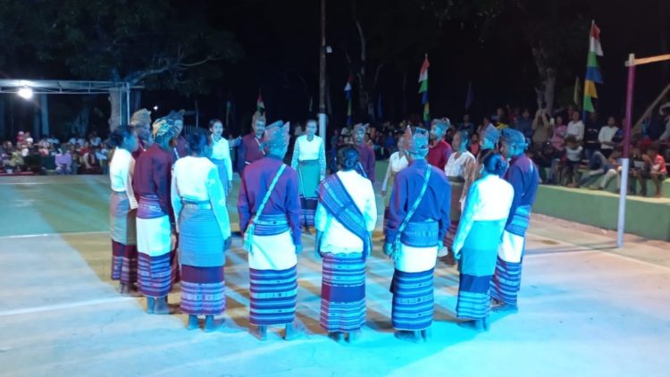 Desa Oenif Meriahkan HUT RI dengan Lomba Tari Tradisional dan Olahraga