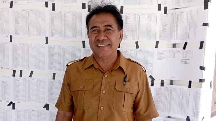 Dedikasi Melkisedek Petan Membangun Desa Poto