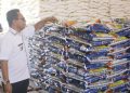 Pj. Bupati Kupang Cek Stok Pangan di Bulog dan Charoen Pokphand