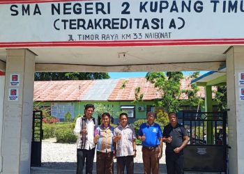 Kontribusi Nyata Komite Memajukan SMAN 2 Kupang Timur