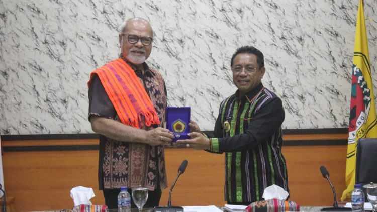 Anggota Komite I DPD RI Abraham Paul Liyanto Reses di Kabupaten Kupang