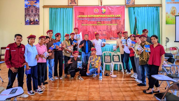 Literasi Dasar Sangat Penting Untuk Tingkatkan Kompetensi Mahasiswa di Era Disrupsi