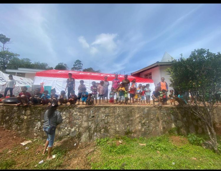 Dinsos Kabupaten Kupang Edukasi Kesehatan Gigi bagi Anak di Camp Pengungsi Bioba Amfoang Barat Daya