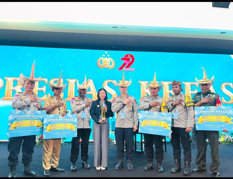 WAKIL BUPATI KUPANG HADIRI PENYERAHAN PENGHARGAAN DARI KAPOLRI KEPADA ANGGOTA POLRES KUPANG