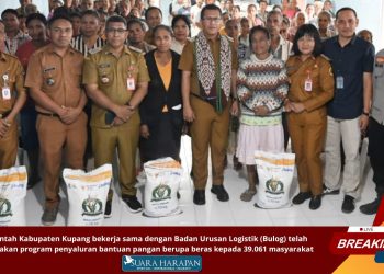 Pemerintah Kabupaten Kupang dan Bulog bagi Beras untuk Warga