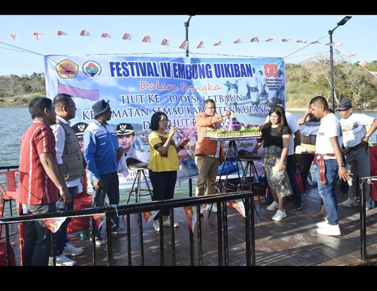 BUPATI KUPANG BUKA FESTIVAL IV EMBUNG UIKIBAN DAN RESMIKAN FASILTAS WISATA EMBUNG UIKIBAN