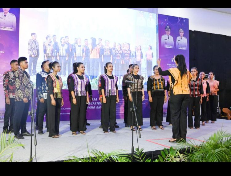 PERDANA, PESPARAWI KABUPATEN KUPANG DIGELAR