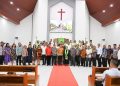 BUPATI KUPANG TANDATANGANI PRASASTI RENOVASI GEREJA GETSEMANI TARUS TIMUR
