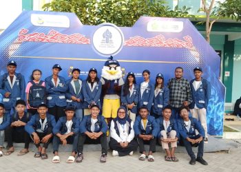 Mahasiswa Penerima Beasiswa Memulai Masa Kuliahnya, Usman Husin; “Saya tidak memandang sekat, yang dilakukan adalah kemanusiaan. Anak-anak itu punya masa depan, mereka butuh perhatian.”