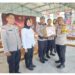 Kapolres Kupang  Membagikan Bingkisan Natal kepada Personel Polres Kupang, Tanpa Membedakan Latar Belakang Agama