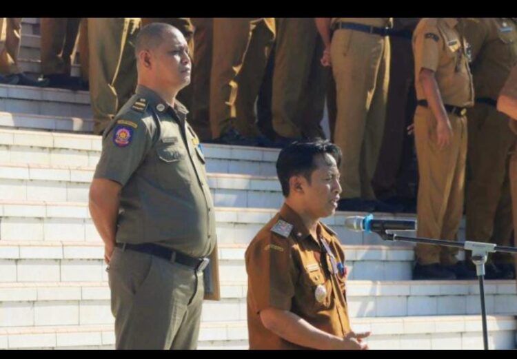 SEKDA KABUPATEN KUPANG SAMPAIKAN PERMOHONAN MAAF ATAS KETERLAMBATAN PEMBAYARAN GAJI PPPK