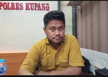 Kasat Reskrim Polres Kupang Menyampaikan Perkembangan Kasus Hukum yang Terjadi di SD Inpres Kiuana