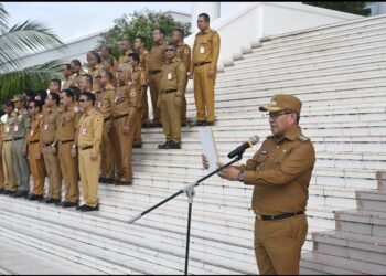 BUPATI KUPANG PIMPIN APEL KEKUATAN, MINTA SEKDA MENYELESAIKAN DPA