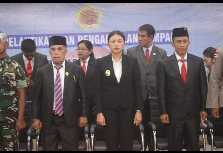 WAKIL BUPATI KUPANG LANTIK 13 PEJABAT DILINGKUP PEMERINTAH KABUPATEN KUPANG
