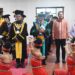BUPATI KUPANG HADIRI WISUDA PERIODE I TAHUN 2026 UNIVERSITAS NUSA CENDANA, TEKANKAN PENTINGNYA KONTRIBUSI LULUSAN BAGI DAERAH