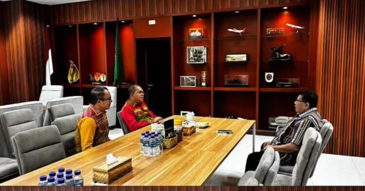 Nasib 9.000 Tenaga PPPK NTT Terancam, Esthon Foenay Desak Solusi Pusat