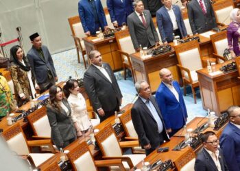 ​Catatan Pengesahan UU PPRT oleh Viktor Bungtilu Laiskodat