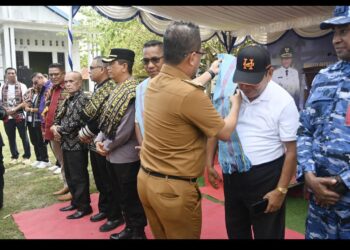 BUPATI KUPANG LEPAS PESERTA PAWAI PROSESI PASKAH PEMUDA KRISTEN KABUPATEN KUPANG 2026