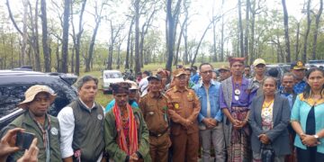 13 Taman Nasional dalam Dekapan Konservasi Dunia, Mutis -Timau  Garda Depan Pengelolaan Berbasis Komunitas