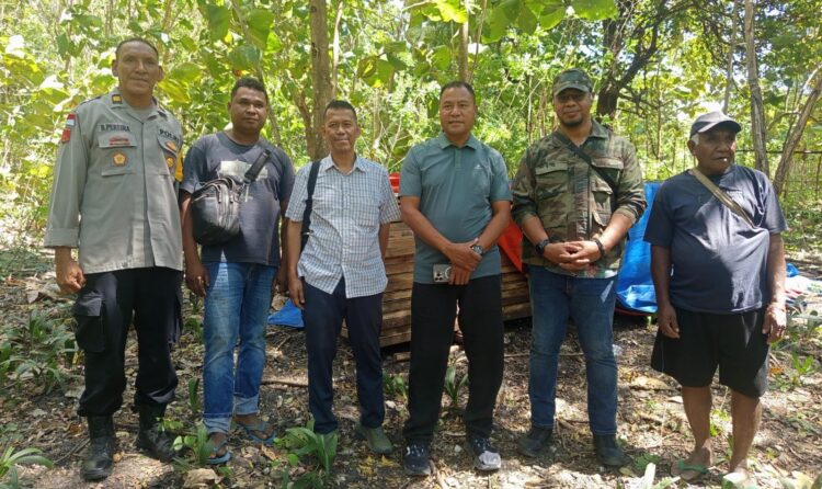 Kajari Kupang Yupiter Selan Turun ke Aika Rohon Bareng BWS NTT II, Polsek Amarasi,  dan PT Adikarya; Kontraktor Janji Tuntaskan Proyek Mangkrak Pekan Depan