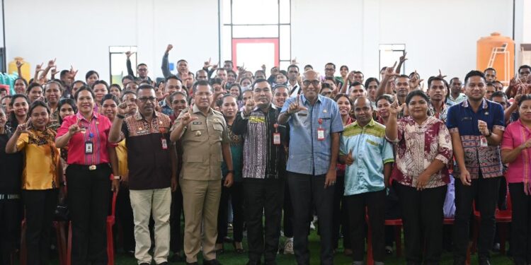 PERJUANGKAN NASIB 631 GURU PPPK, BUPATI KUPANG INSTRUKSIKAN PENATAAN TOTAL JAM MENGAJAR DAN SIAP KAWAL KE KEMENTERIAN