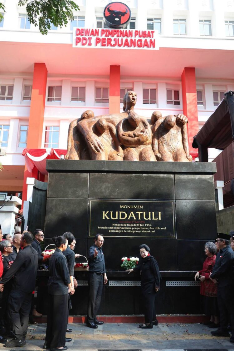 Kebenaran Pasti Menang, Pesan Megawati di Peresmian Monumen Kudatuli