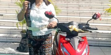 ​Yeri Selvin Pandie Dinobatkan Sebagai Guru Teladan Kabupaten Kupang 2026, Raih Hadiah Sepeda Motor