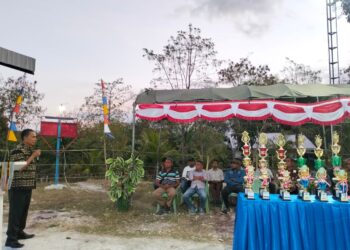 ​Memeriahkan HUT ke-81 RI, Arnolus Mooy Hadiri Pembukaan Turnamen Voli Desa Naunu