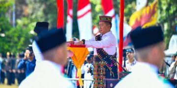 Kenakan Pakaian Manggarai, Pesan Kemanusiaan Iqbal di HUT RI ke-81