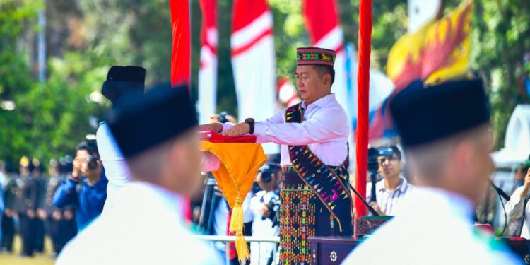 Kenakan Pakaian Manggarai, Pesan Kemanusiaan Iqbal di HUT RI ke-81