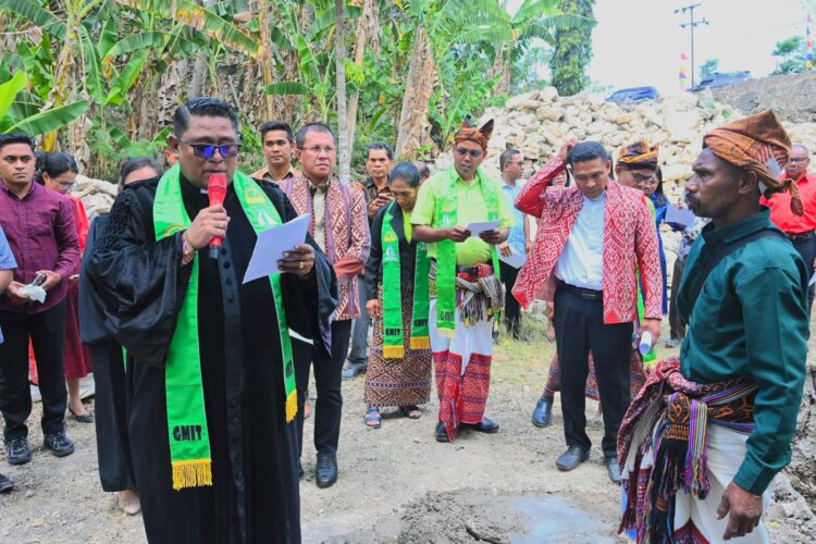 Pernah Diterpa Bencana Longsor, Jemaat GMIT Efata Taninri’in Bangkit Bangun Gereja Baru di Usia ke-81