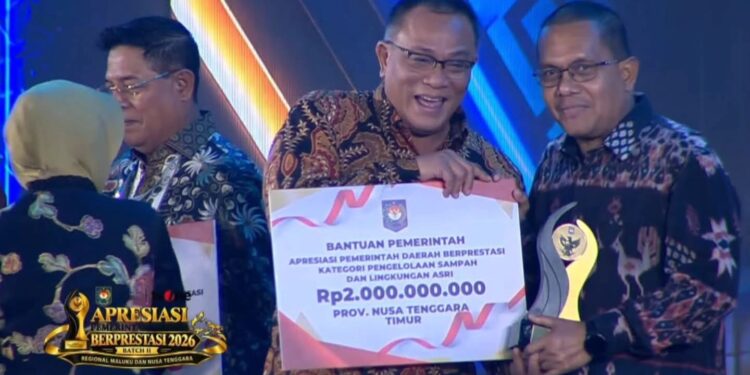 Gubernur NTT Bawa Pulang Penghargaan Nasional dan Dana Hibah Rp4 Miliar