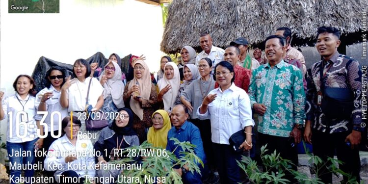 Belajar Pertanian Eko Enzim dan Sawah Pokok Murah, Petani serta Penyuluh Pesisir Selatan Kunjungi TTU