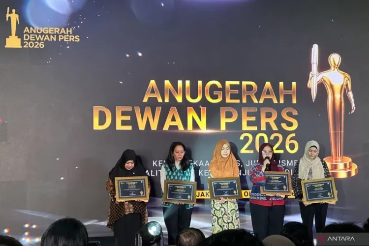 Dewan Pers dan KDM menyantuni keluarga dari peliput hilang saat erupsi Anak Krakatau