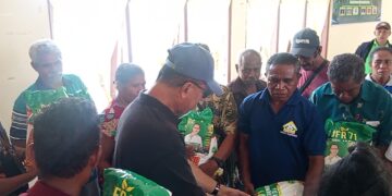 Kiprah Nyata Usman Husin untuk Petani dari Pagi Sampai Malam Bagikan Bibit Jagung, dari Desa Kuimasi – Enolanan – Oeniko – Rabeka – Sampai Oebesi